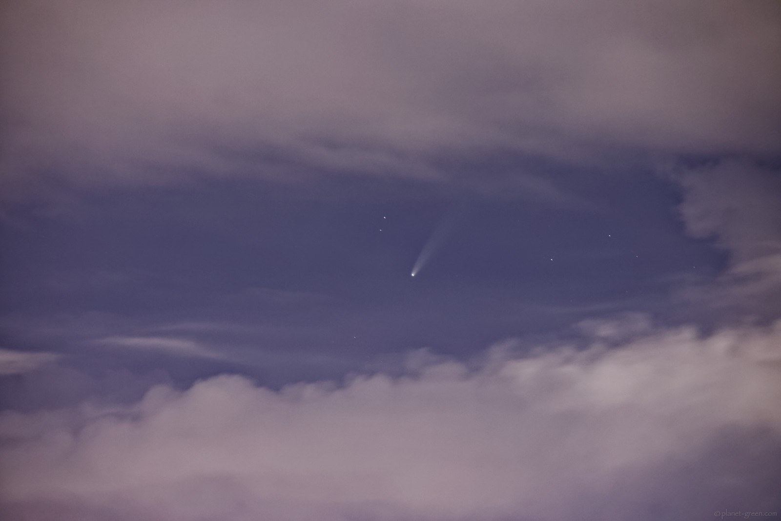 ネオワイズ彗星 Comet Neowise C/2020 F3 札幌モエレ沼公園にて